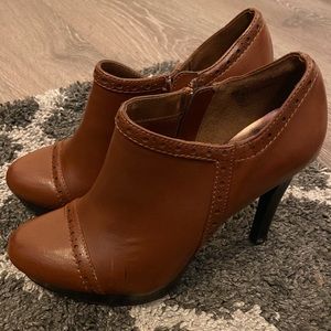 Brown WORTHINGTON Heeled Shootie